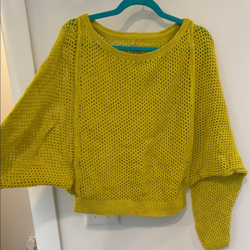 Pilcro Yellow/Chartreuse with coral veining open Knit Women's Sweater